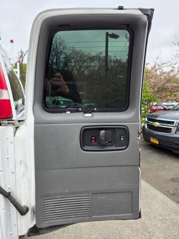 2017 Chevrolet Express 2500 in Blauvelt, NY 10913 - 18134383 33