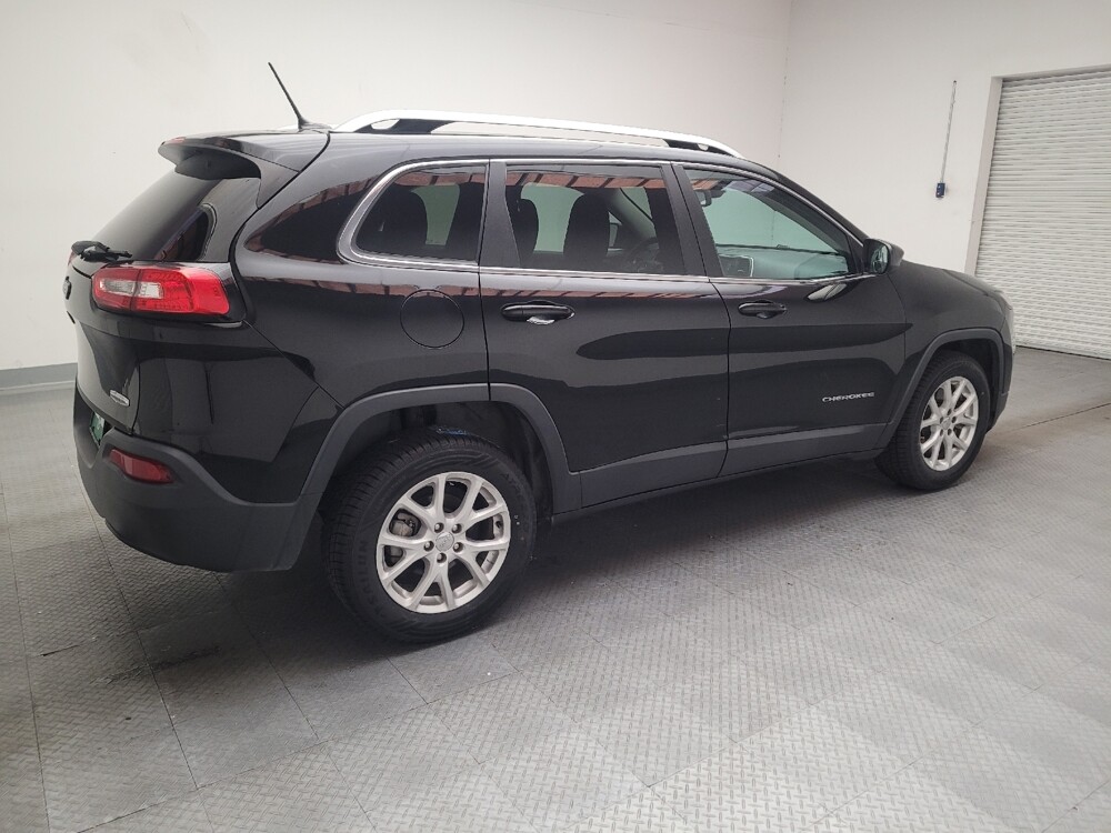 2018 Jeep Cherokee in Riverside, CA 92504 - 18134391 10