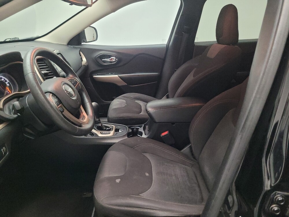 2018 Jeep Cherokee in Riverside, CA 92504 - 18134391 17