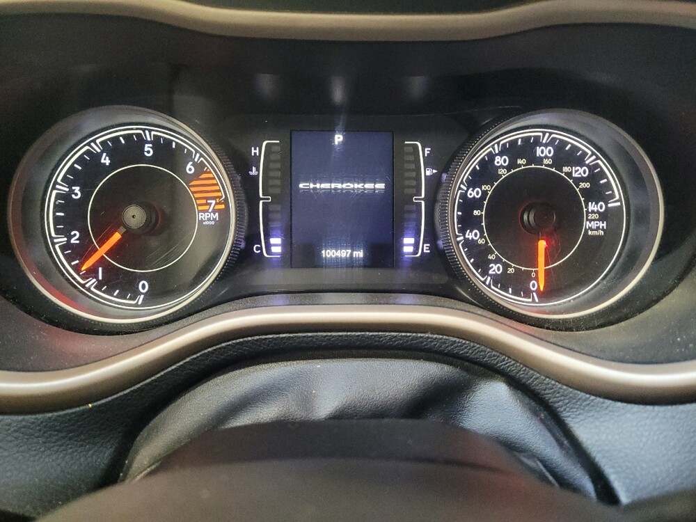 2018 Jeep Cherokee in Riverside, CA 92504 - 18134391 23