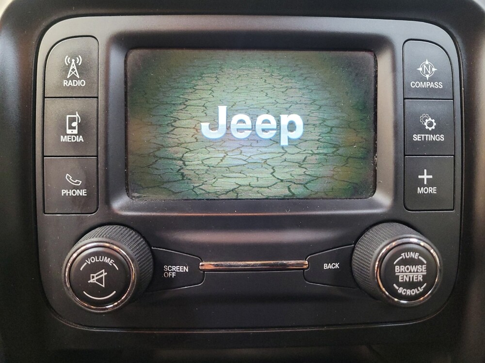 2018 Jeep Cherokee in Riverside, CA 92504 - 18134391 25