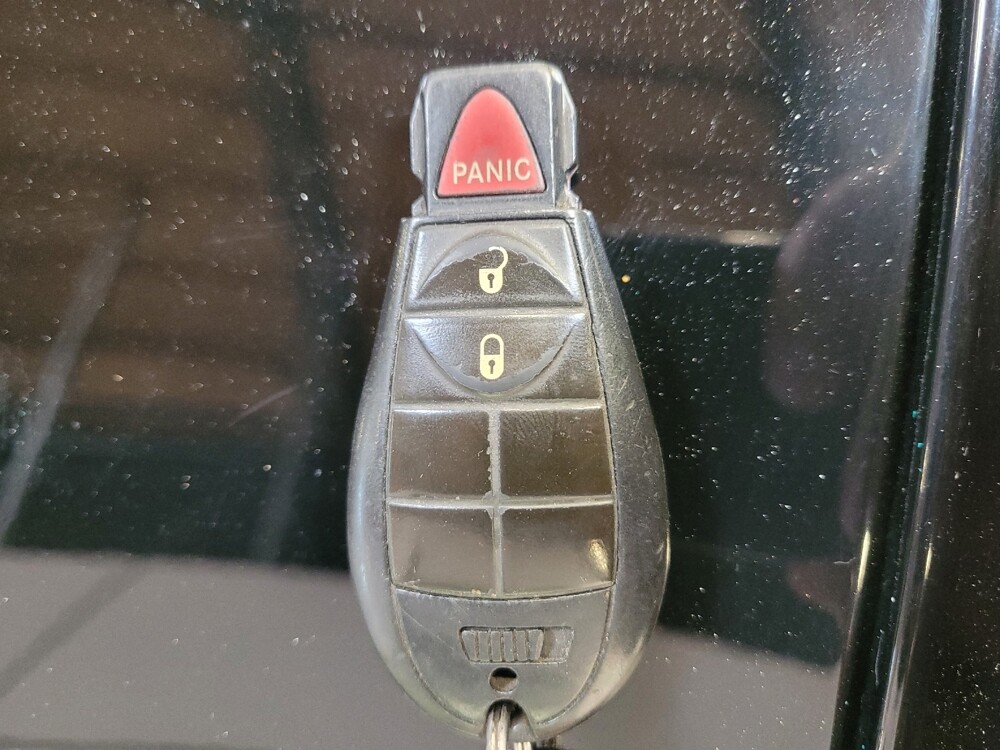 2018 Jeep Cherokee in Riverside, CA 92504 - 18134391 32