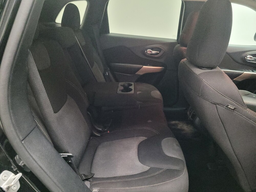 2018 Jeep Cherokee in Riverside, CA 92504 - 18134391 19