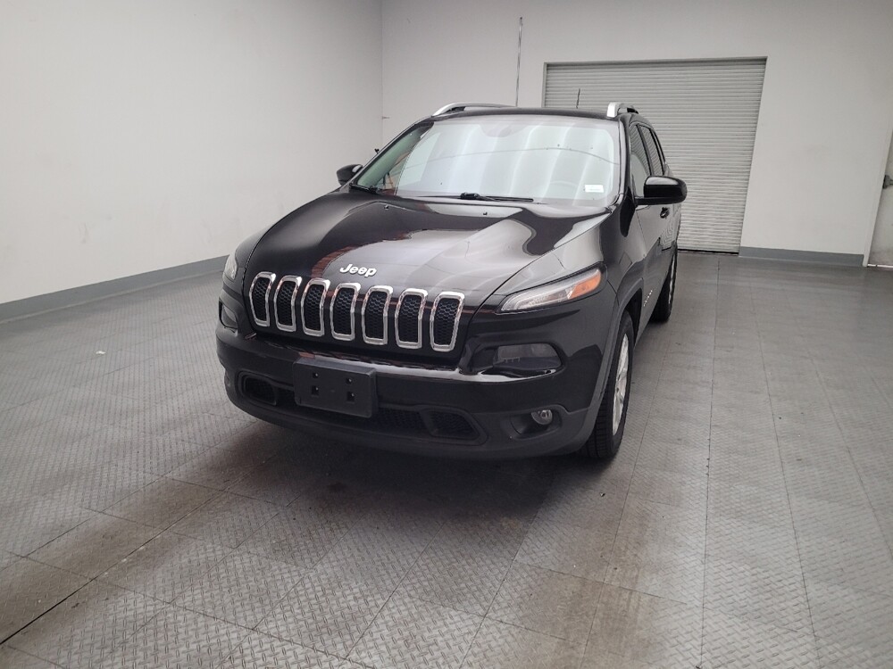 2018 Jeep Cherokee in Riverside, CA 92504 - 18134391 15