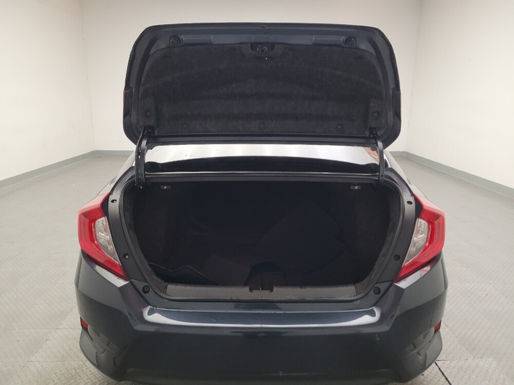 2018 Honda Civic in Downey, CA 90241 - 18134396 29