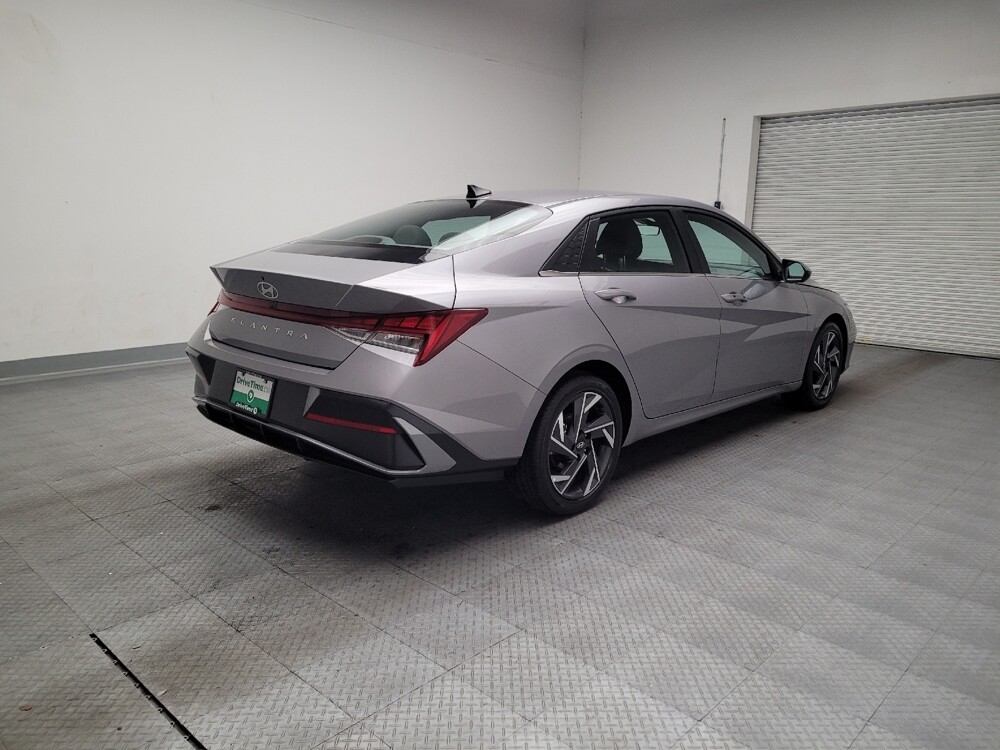 2025 Hyundai Elantra in Sacramento, CA 95821 - 18134399 9