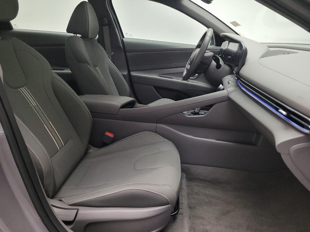 2025 Hyundai Elantra in Sacramento, CA 95821 - 18134399 21