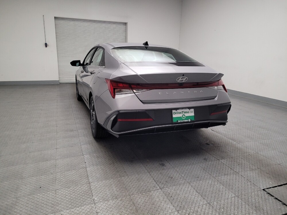 2025 Hyundai Elantra in Sacramento, CA 95821 - 18134399 6