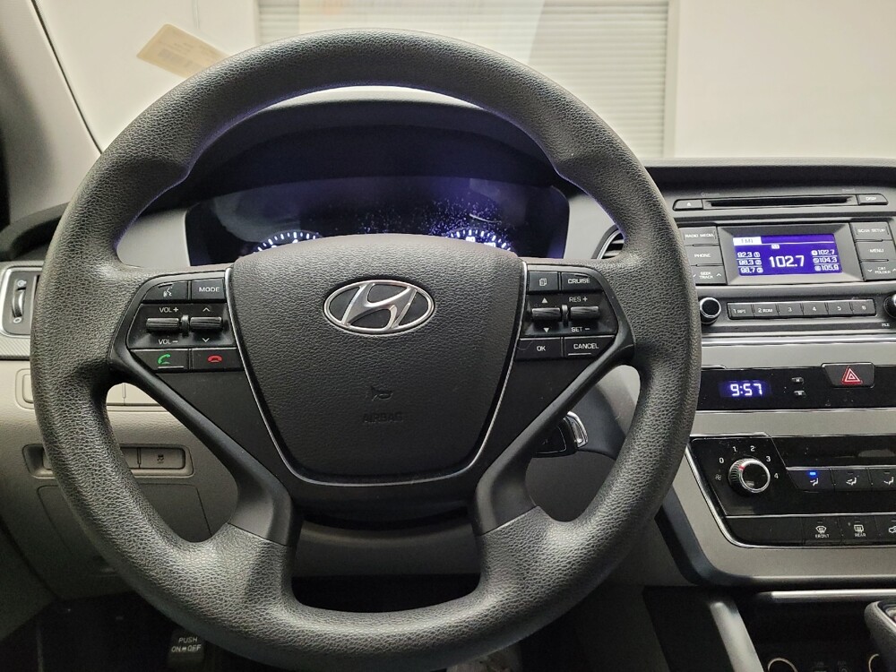2016 Hyundai Sonata in Riverside, CA 92504 - 18134400 22