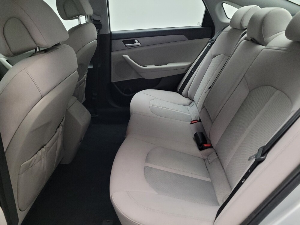 2016 Hyundai Sonata in Riverside, CA 92504 - 18134400 18