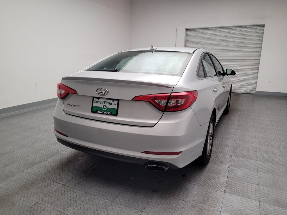 2016 Hyundai Sonata in Riverside, CA 92504 - 18134400 7