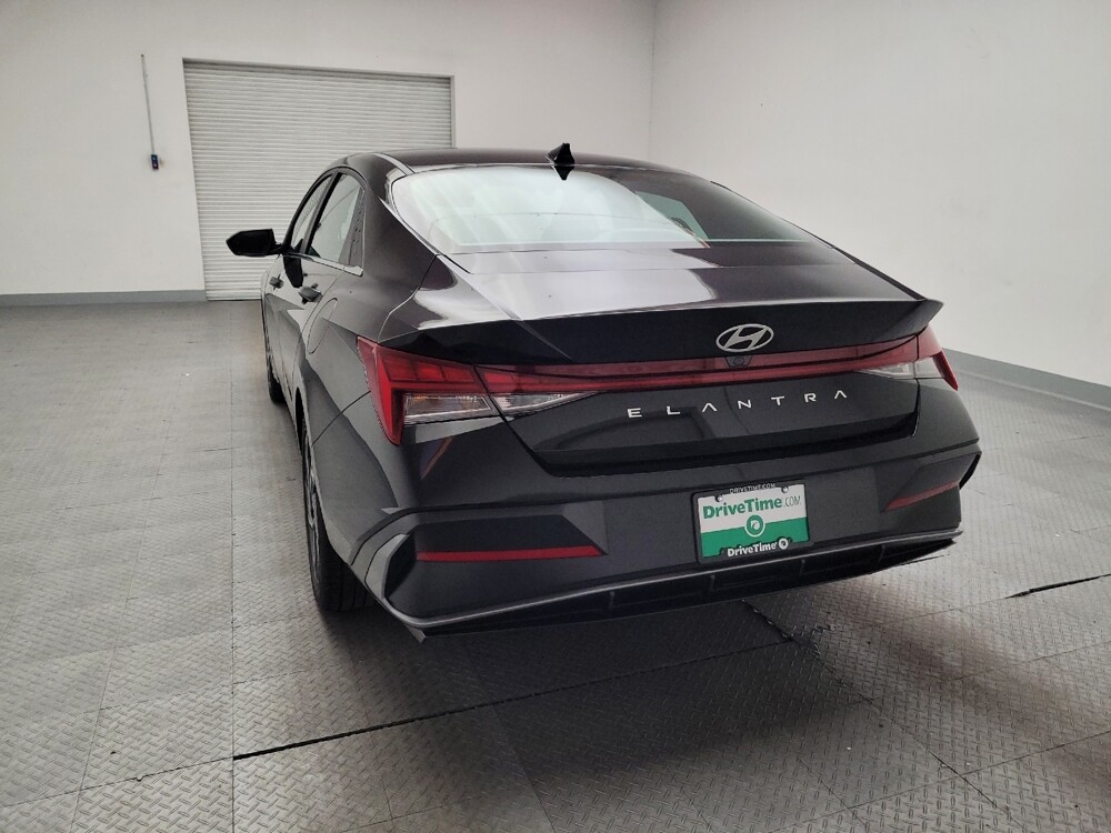 2025 Hyundai Elantra in Montclair, CA 91763 - 18134402 6