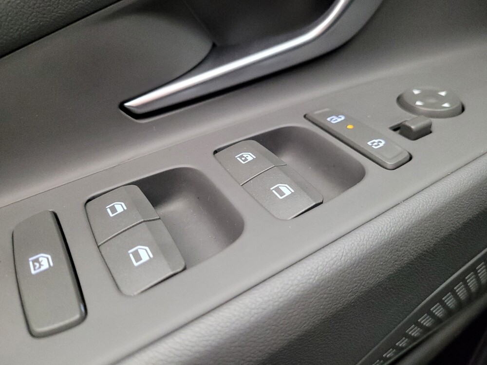 2025 Hyundai Elantra in Montclair, CA 91763 - 18134402 27