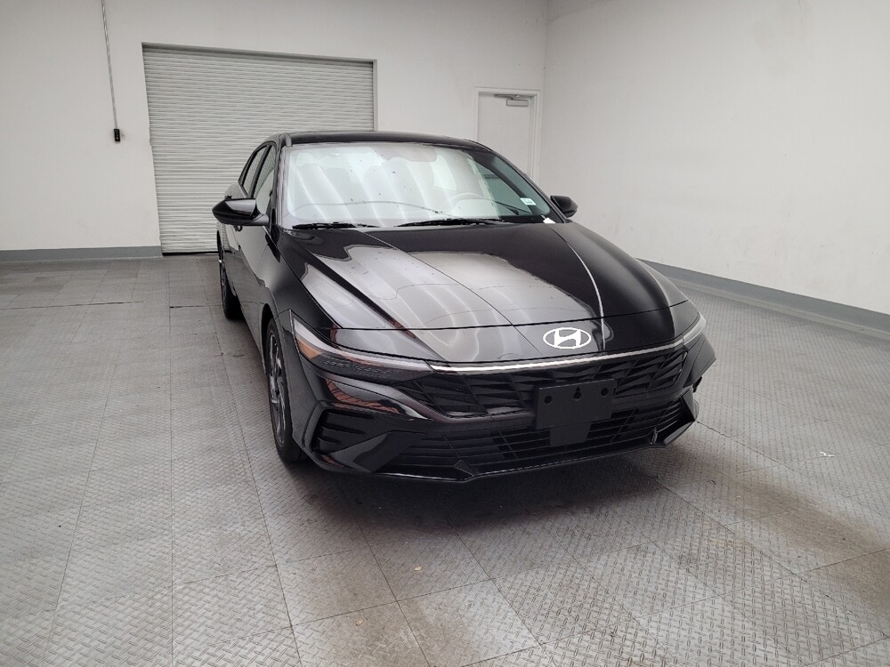 2025 Hyundai Elantra in Montclair, CA 91763 - 18134402 14