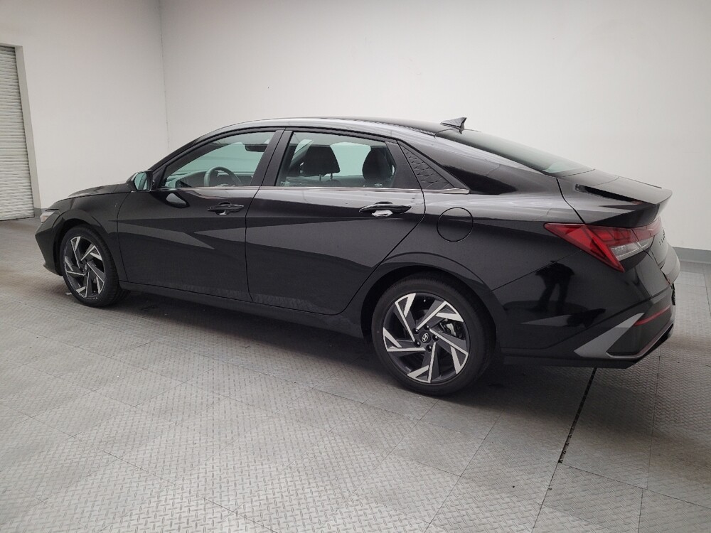 2025 Hyundai Elantra in Montclair, CA 91763 - 18134402 3