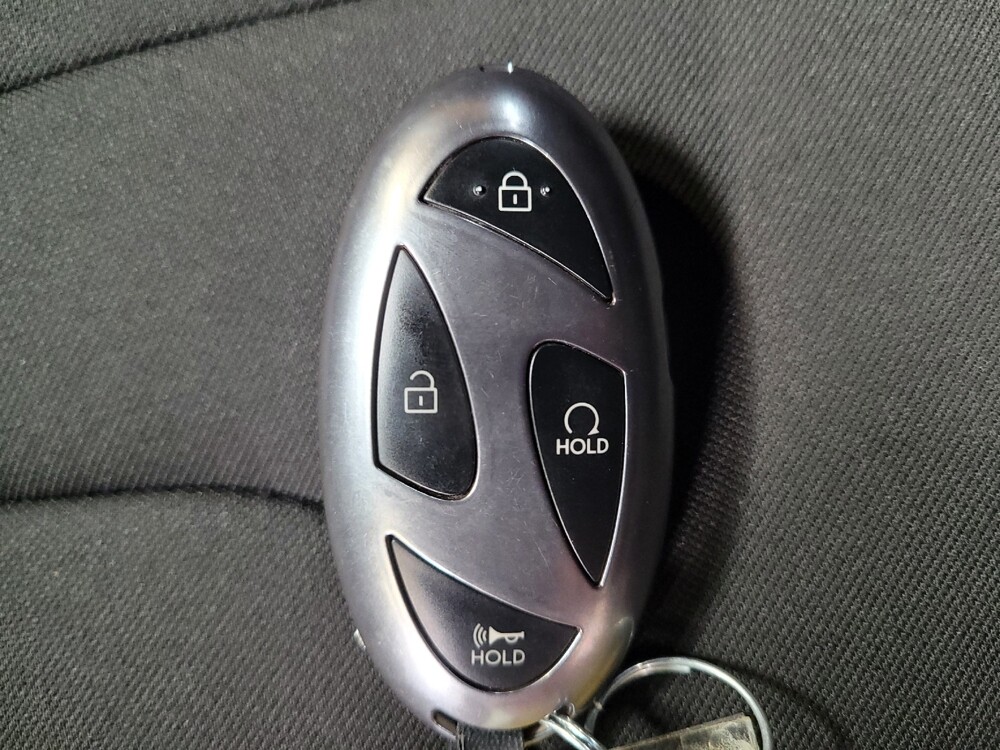 2025 Hyundai Elantra in Montclair, CA 91763 - 18134403 32