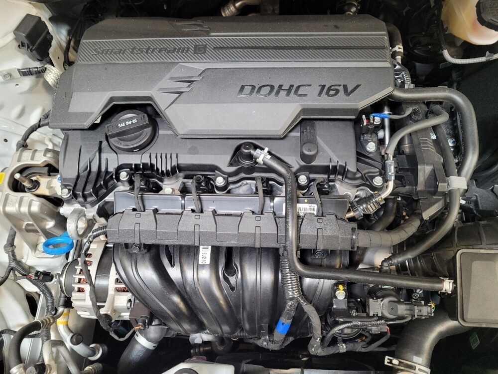 2025 Hyundai Elantra in Montclair, CA 91763 - 18134403 30