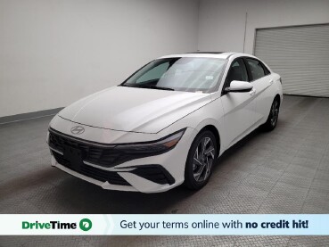 2025 Hyundai Elantra in Montclair, CA 91763