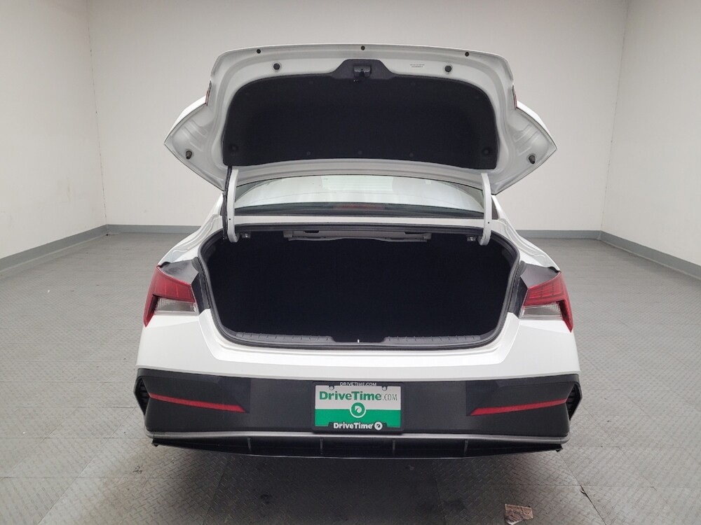 2025 Hyundai Elantra in Montclair, CA 91763 - 18134403 29