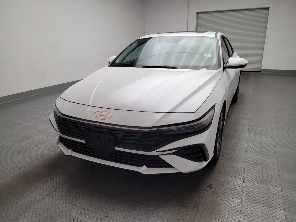 2025 Hyundai Elantra in Montclair, CA 91763 - 18134403 15