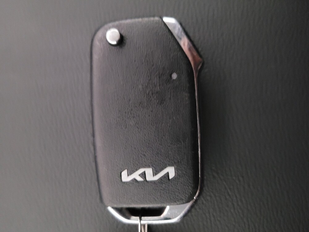 2022 Kia Soul in Riverside, CA 92504 - 18134411 32