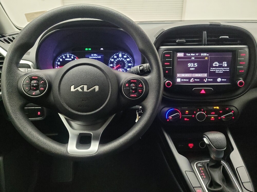 2022 Kia Soul in Riverside, CA 92504 - 18134411 22