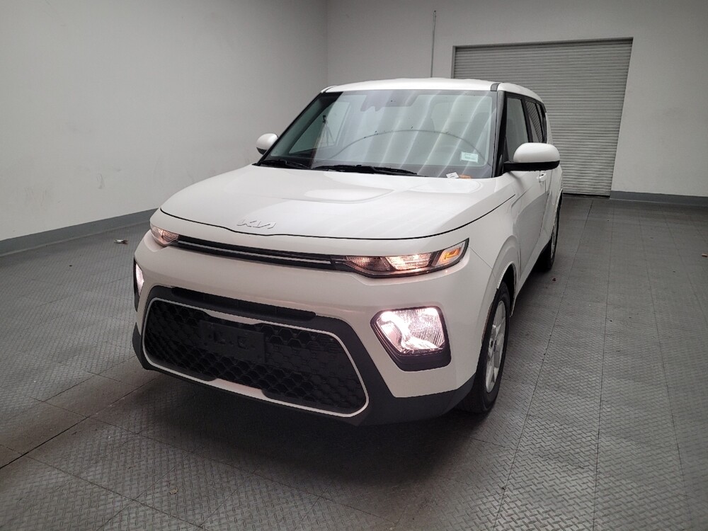 2022 Kia Soul in Riverside, CA 92504 - 18134411 15