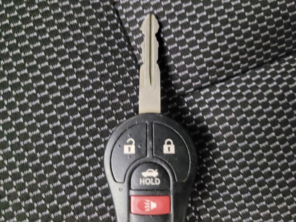 2018 Nissan Versa in Riverside, CA 92504 - 18134417 32