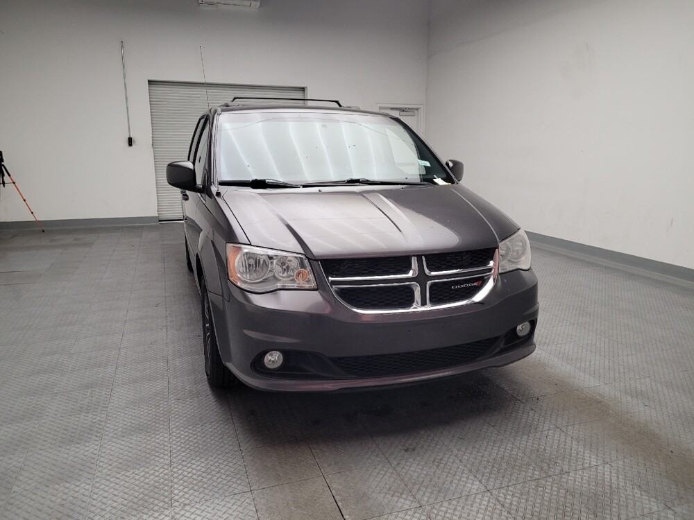 2017 Dodge Grand Caravan in Downey, CA 90241 - 18134418 14