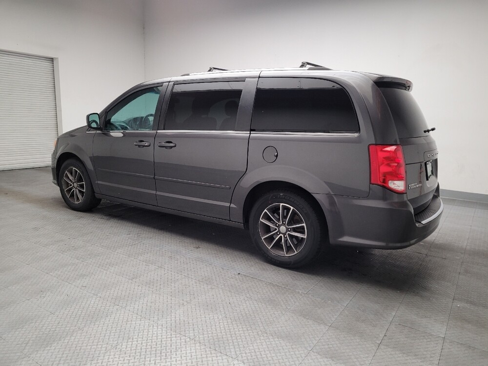 2017 Dodge Grand Caravan in Downey, CA 90241 - 18134418 3