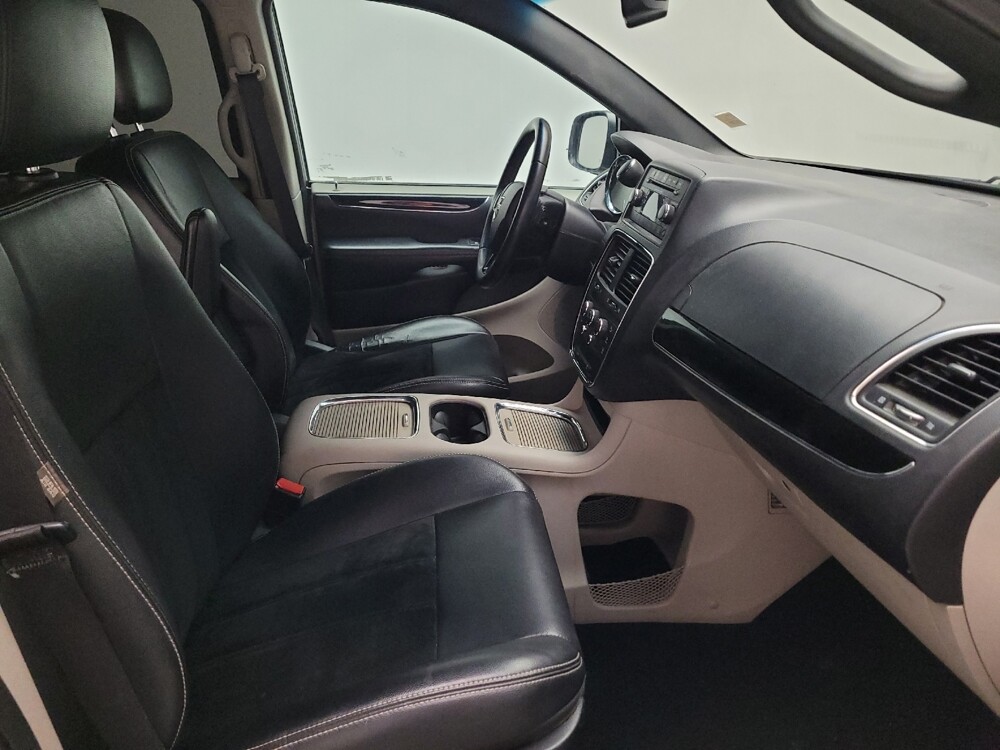 2017 Dodge Grand Caravan in Downey, CA 90241 - 18134418 21