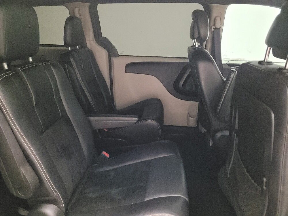 2017 Dodge Grand Caravan in Downey, CA 90241 - 18134418 19