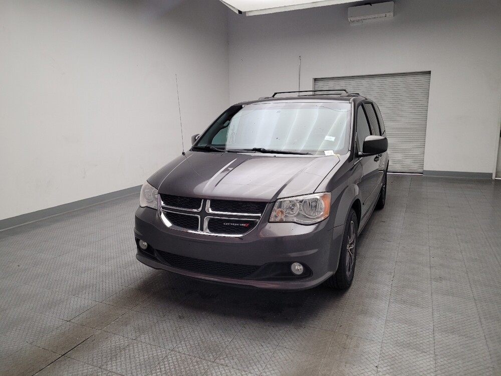 2017 Dodge Grand Caravan in Downey, CA 90241 - 18134418 15