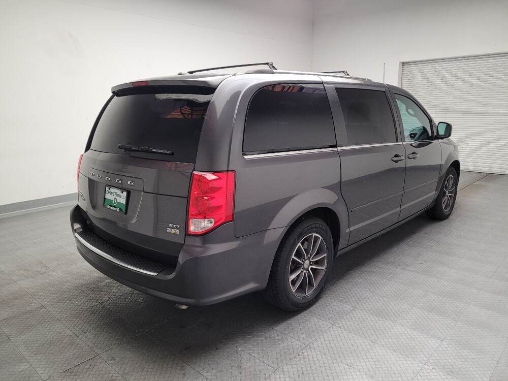2017 Dodge Grand Caravan in Downey, CA 90241 - 18134418 9