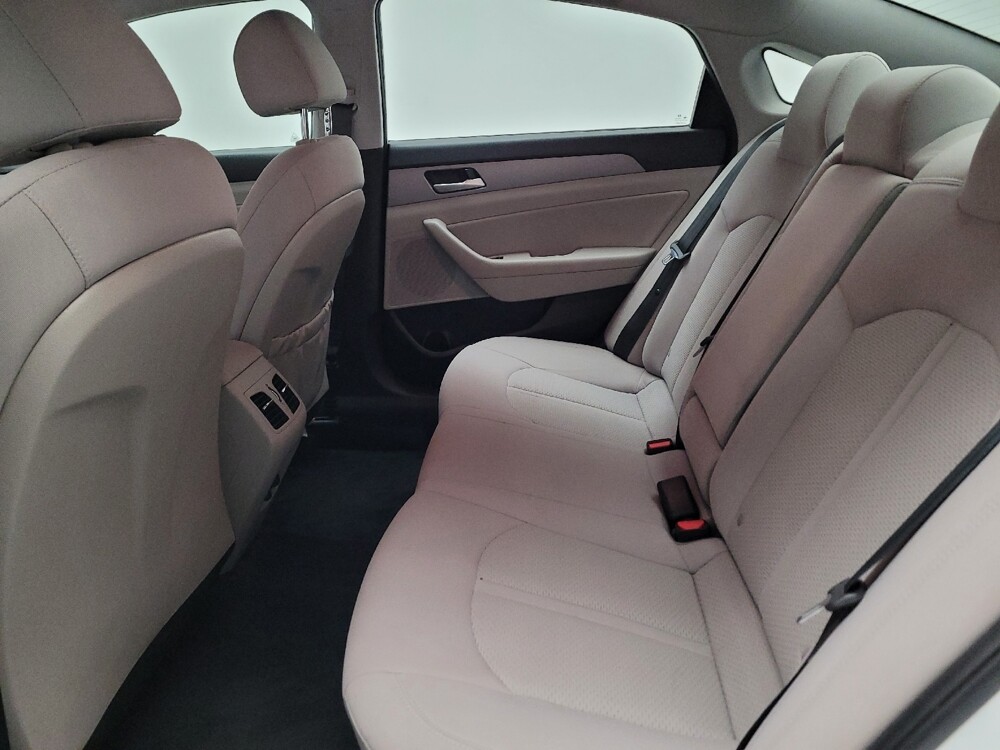 2019 Hyundai Sonata in Downey, CA 90241 - 18134421 18