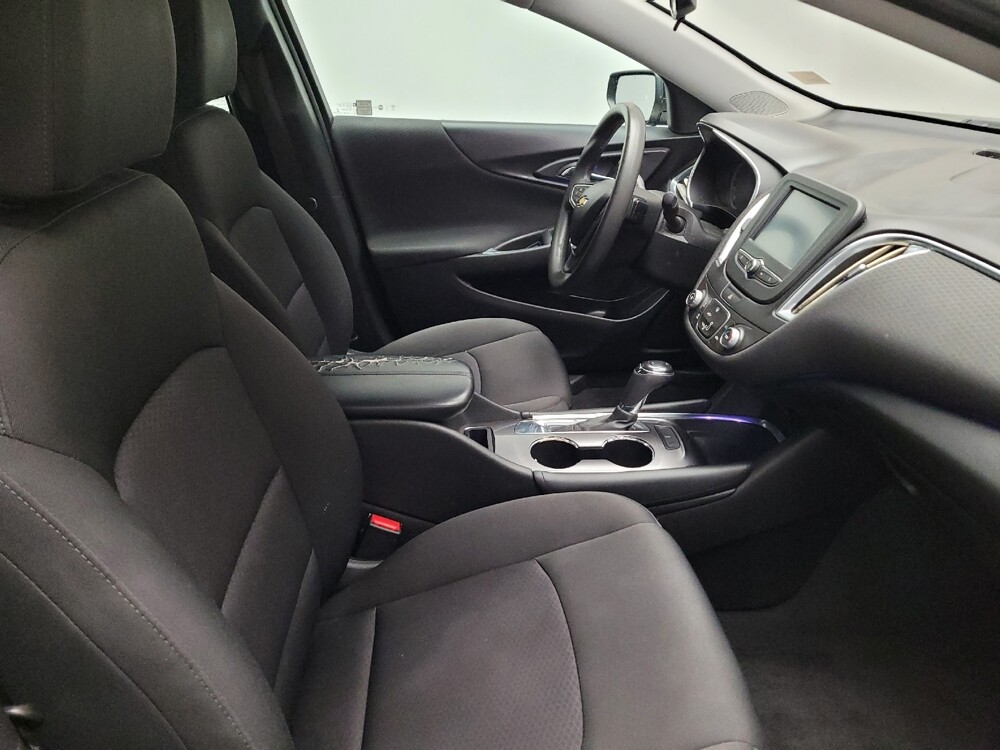 2018 Chevrolet Malibu in Sacramento, CA 95821 - 18134422 21