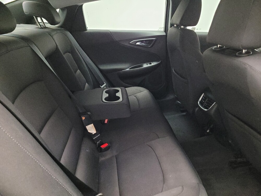 2018 Chevrolet Malibu in Sacramento, CA 95821 - 18134422 19