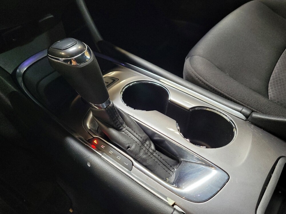 2018 Chevrolet Malibu in Sacramento, CA 95821 - 18134422 26