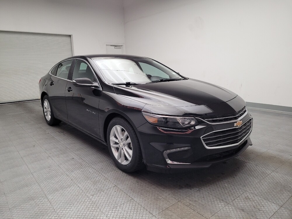 2018 Chevrolet Malibu in Sacramento, CA 95821 - 18134422 13