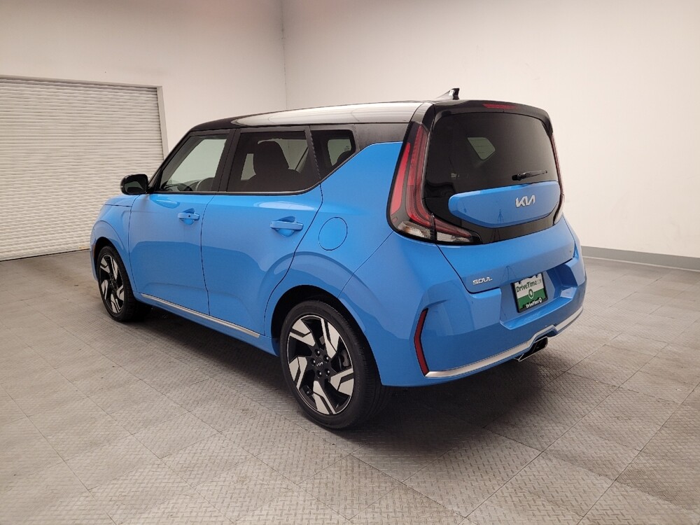 2023 Kia Soul in Downey, CA 90241 - 18134425 5