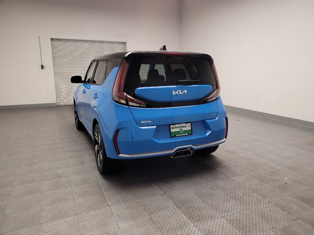2023 Kia Soul in Downey, CA 90241 - 18134425 6