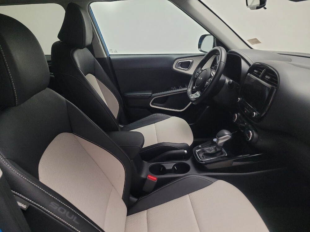 2023 Kia Soul in Downey, CA 90241 - 18134425 21