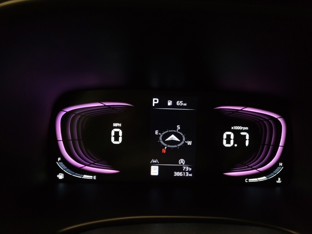 2023 Kia Soul in Downey, CA 90241 - 18134425 23