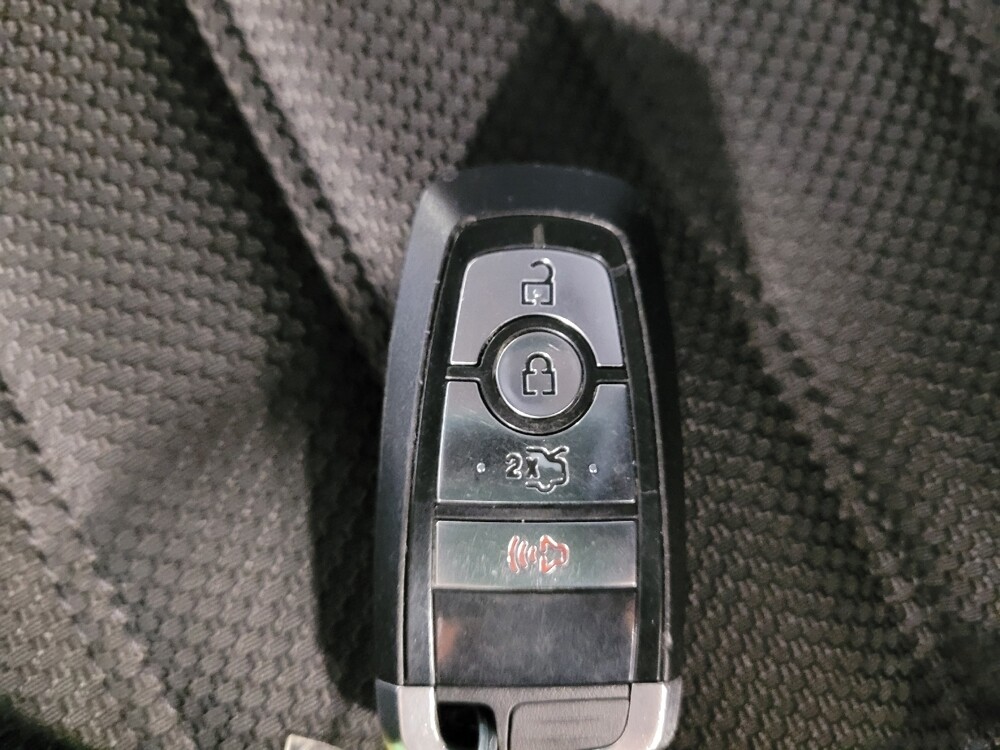 2019 Ford Fusion in Downey, CA 90241 - 18134428 32