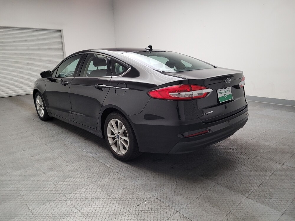 2019 Ford Fusion in Downey, CA 90241 - 18134428 5