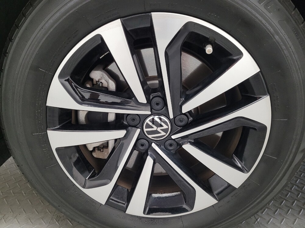 2023 Volkswagen Tiguan in Downey, CA 90241 - 18134430 31