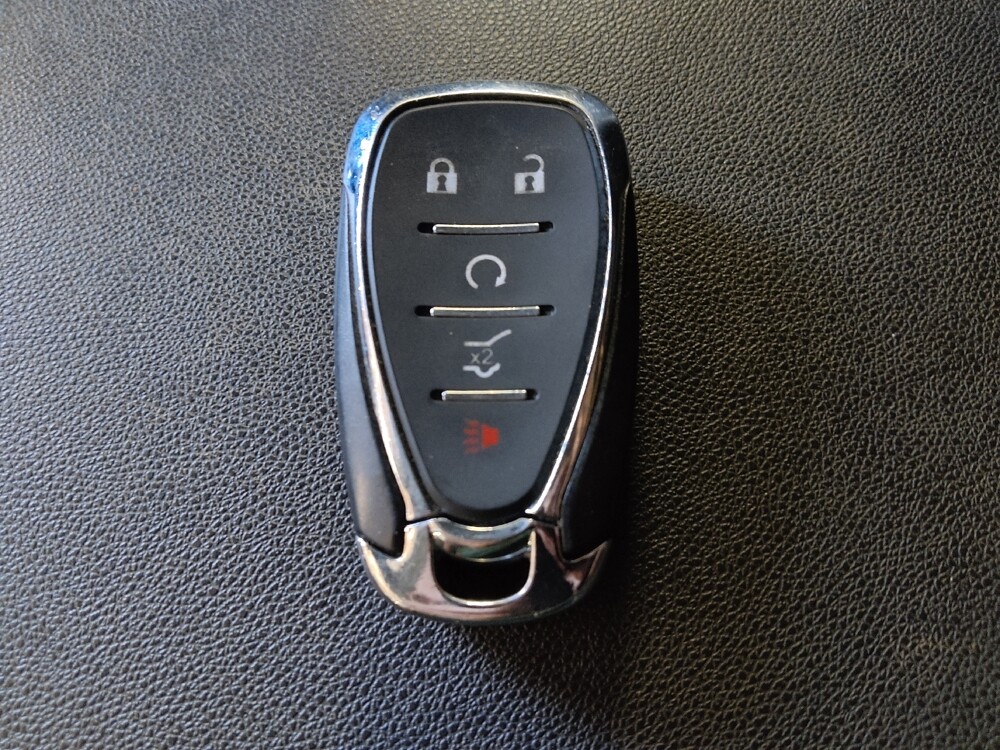 2020 Chevrolet Equinox in Stone Mountain, GA 30083 - 18134440 32