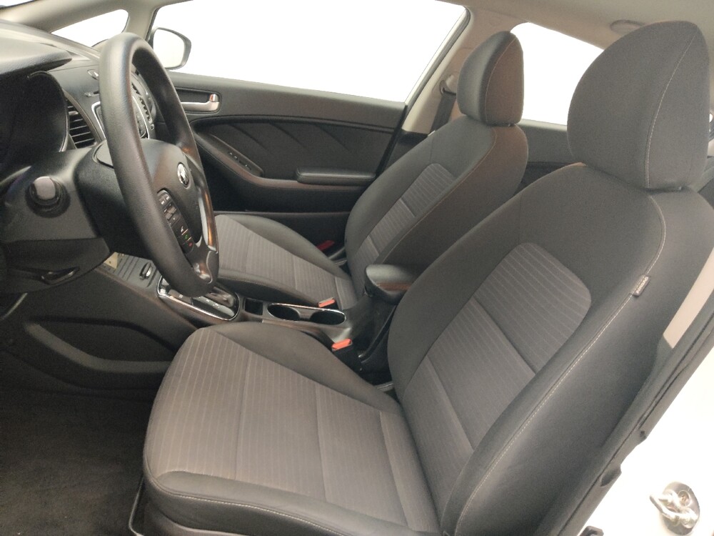 2018 Kia Forte in Columbus, GA 31909 - 18134441 17