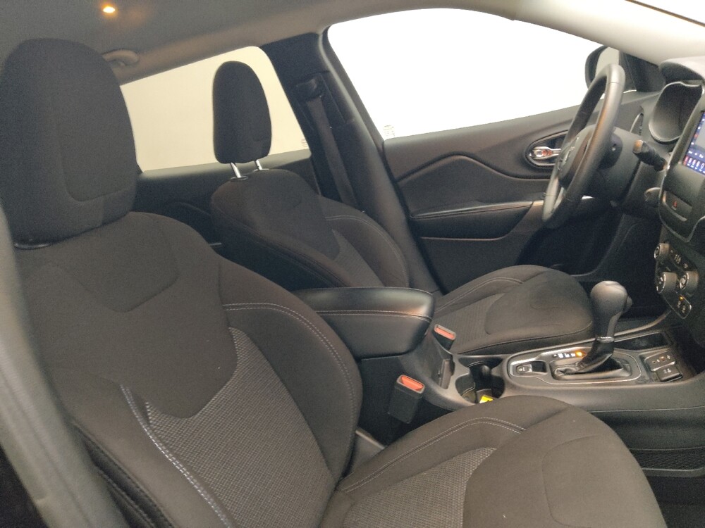 2019 Jeep Cherokee in Columbus, GA 31909 - 18134468 21