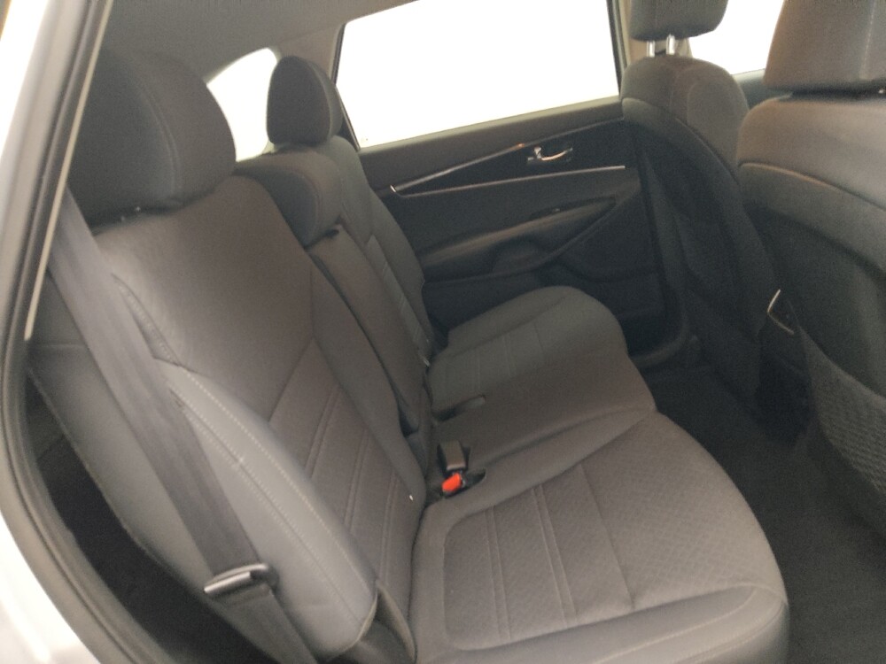 2020 Kia Sorento in Stone Mountain, GA 30083 - 18134469 19